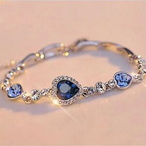 Fashion heart shaped artificial gemstone bracelet